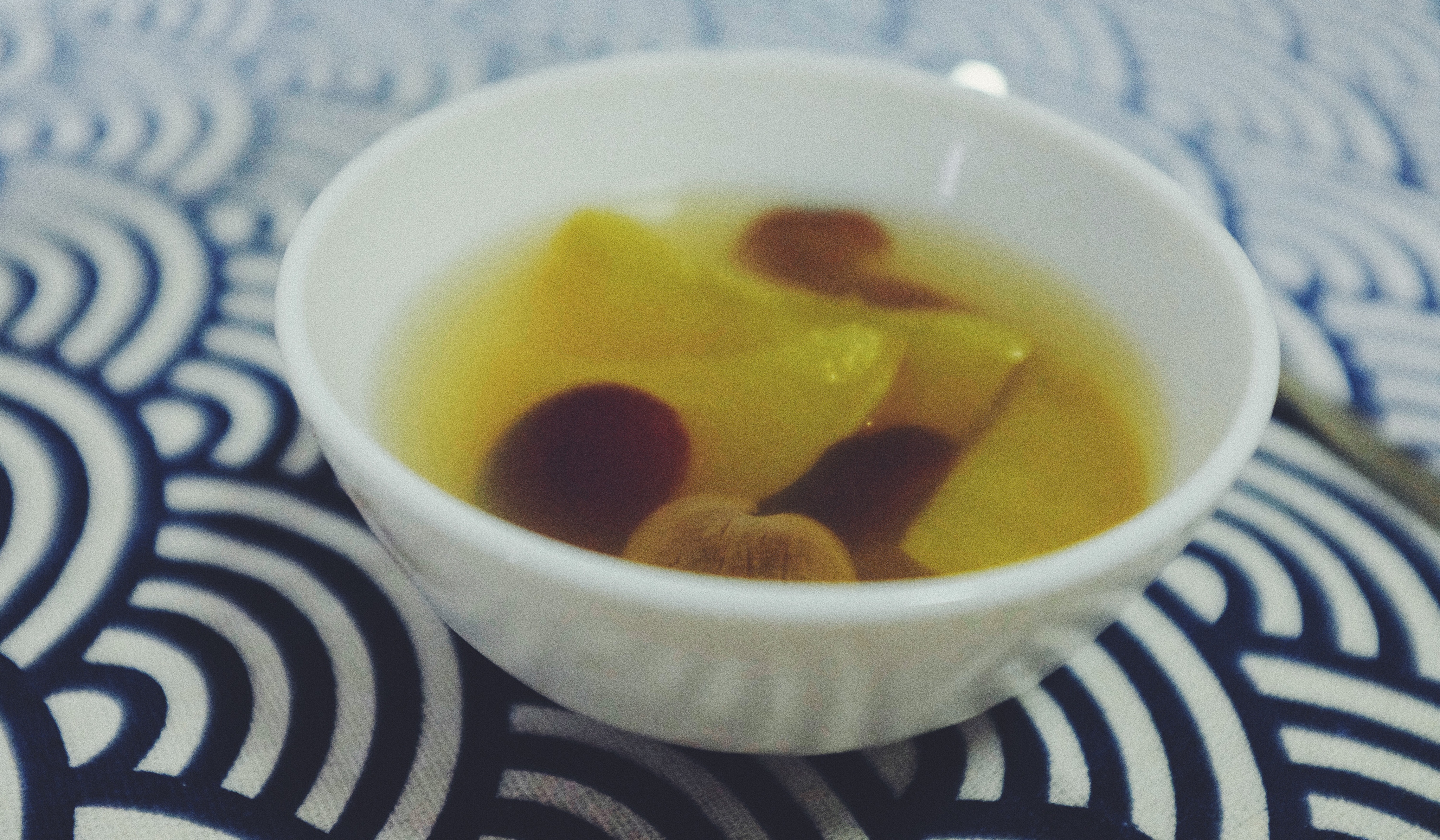 治愈系苹果桂圆红枣茶的做法