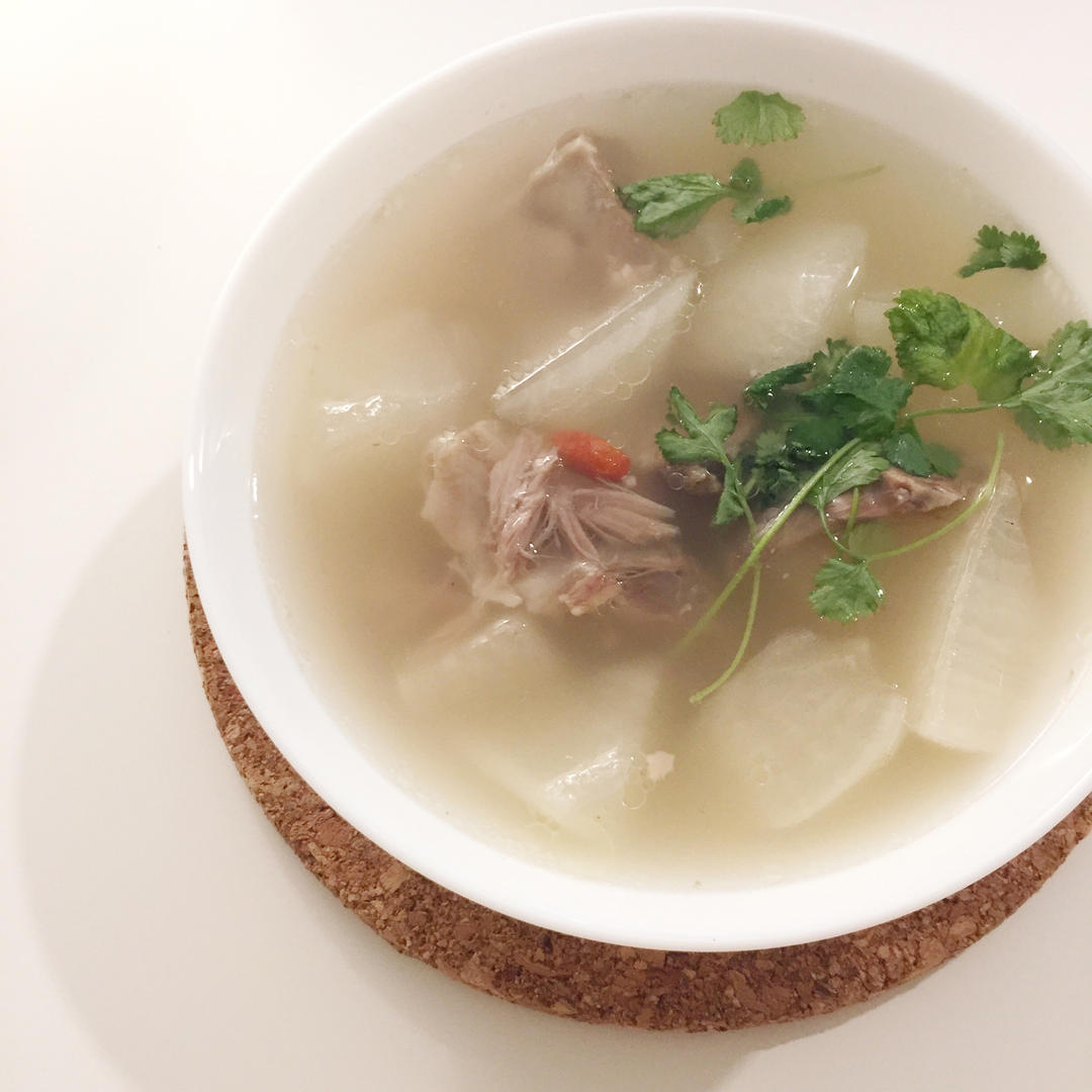 清炖羊排萝卜汤