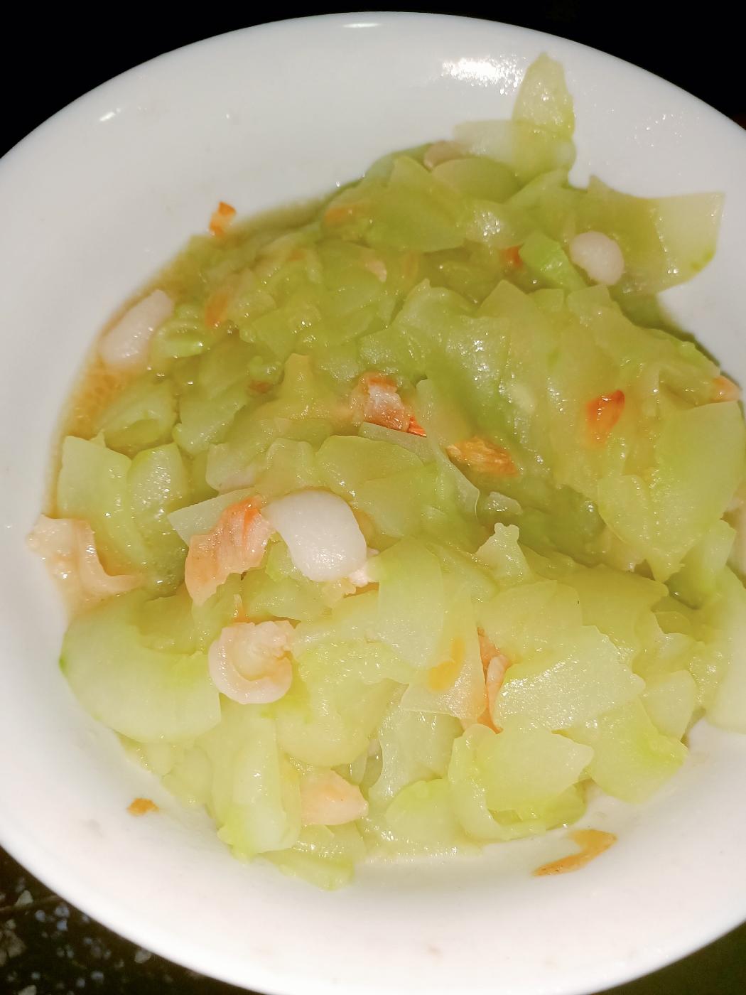超好吃的炒田瓜（大黄瓜）