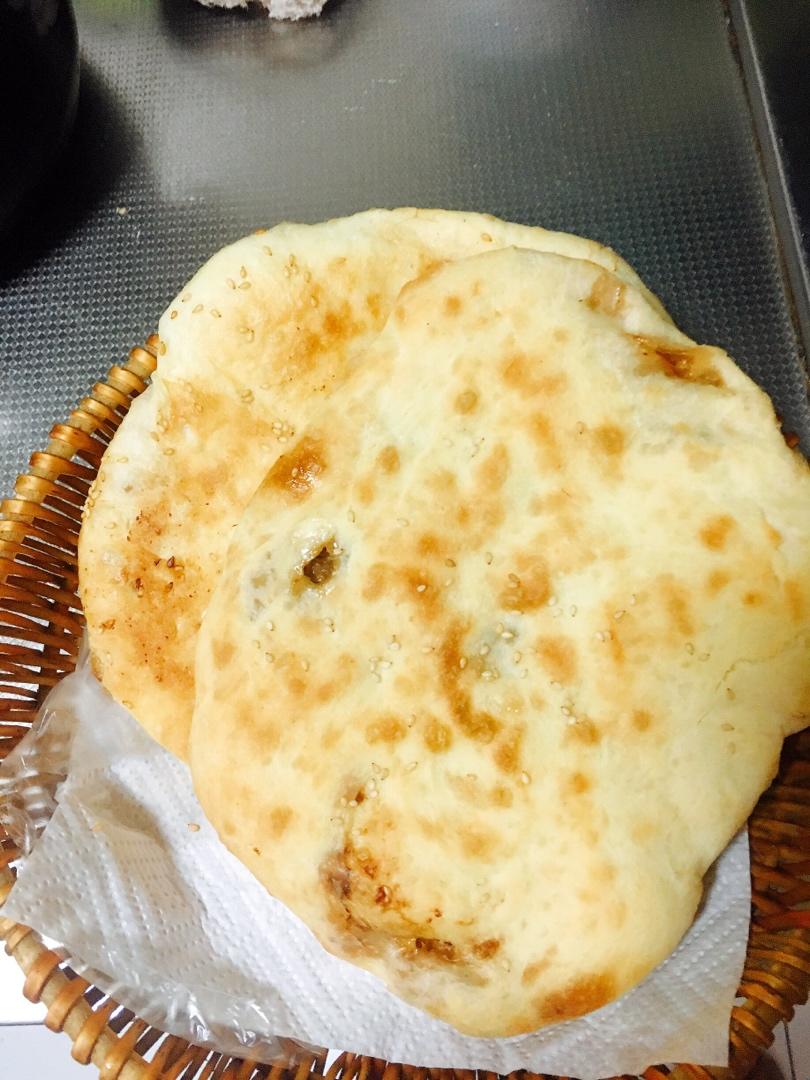 又香又酥的酸菜鲜肉锅盔