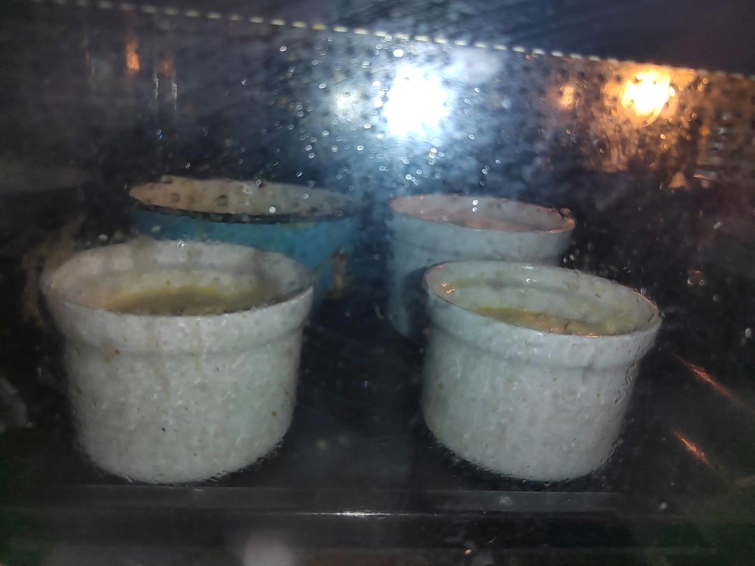 烤舒芙蕾一定要用瓷碗吗？内壁一定要抹黄油砂糖吗？——西式美食（四十一）