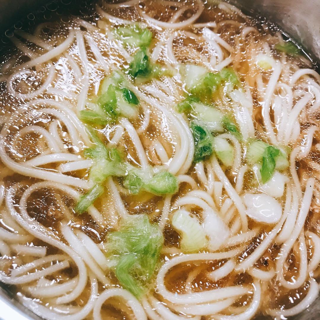 最美不过那碗阳春面