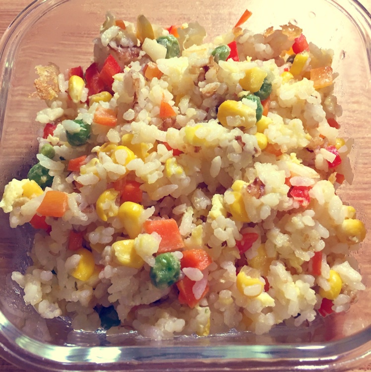 青豆玉米蛋炒饭