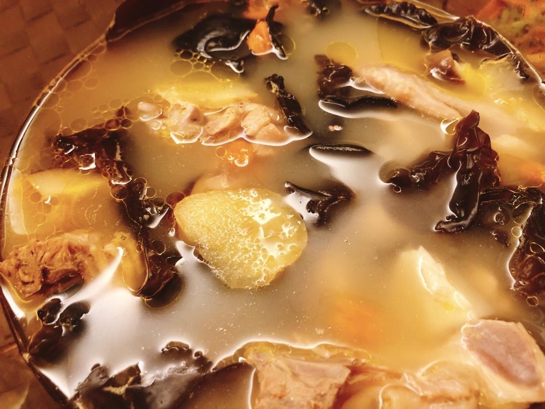 正宗老母鸡•汤