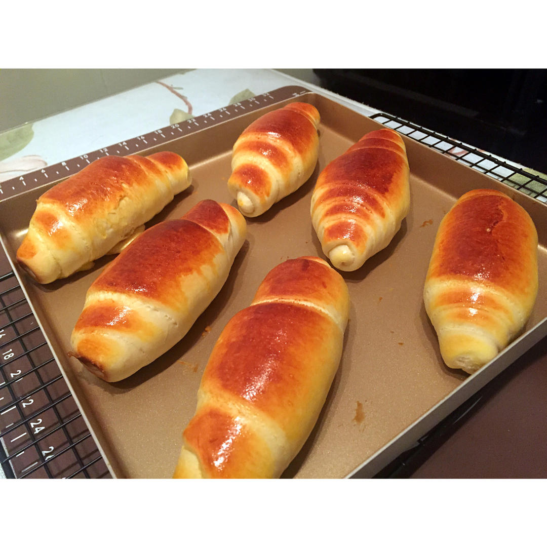 黄油面包卷