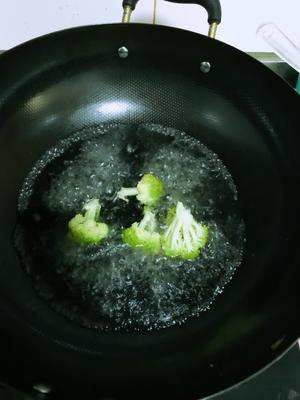 蔬菜厚蛋烧的做法 步骤1