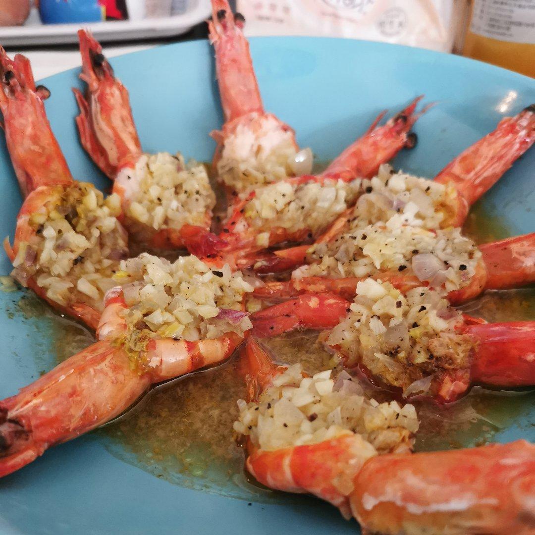 黄油蒜蓉煎大虾