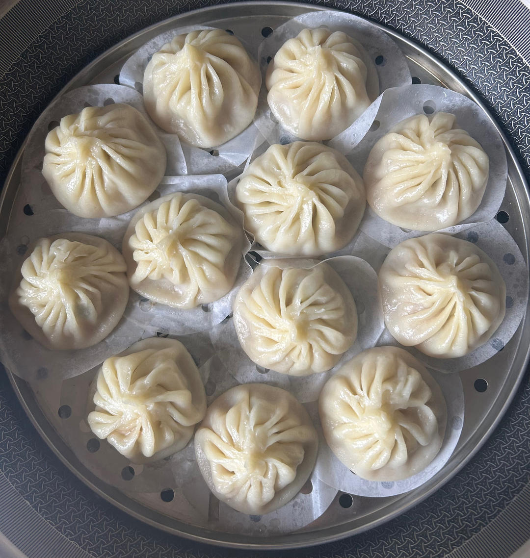 🔥教你在家做❗️灌汤小笼包❗️内附猪皮冻详细做法