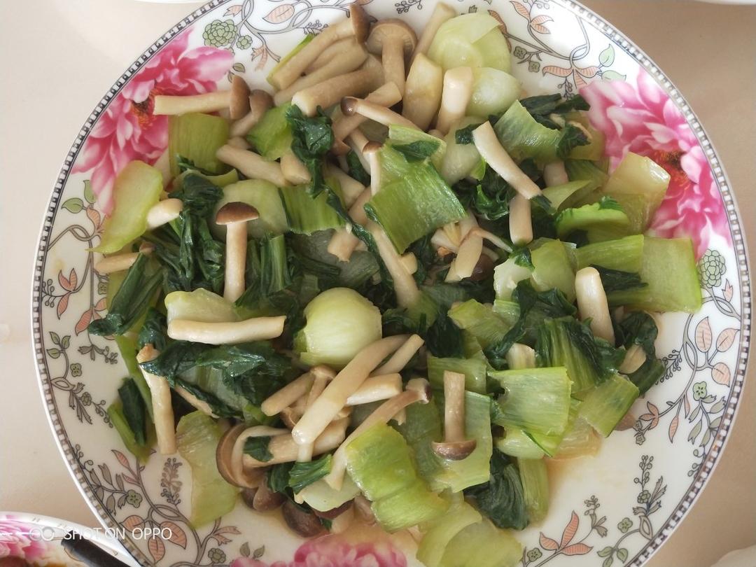 蟹味菇炒青菜