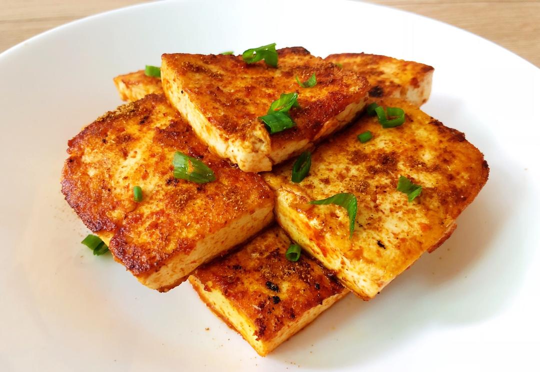 vm铁锤妹妹做的香煎豆腐(烧烤铁板味)