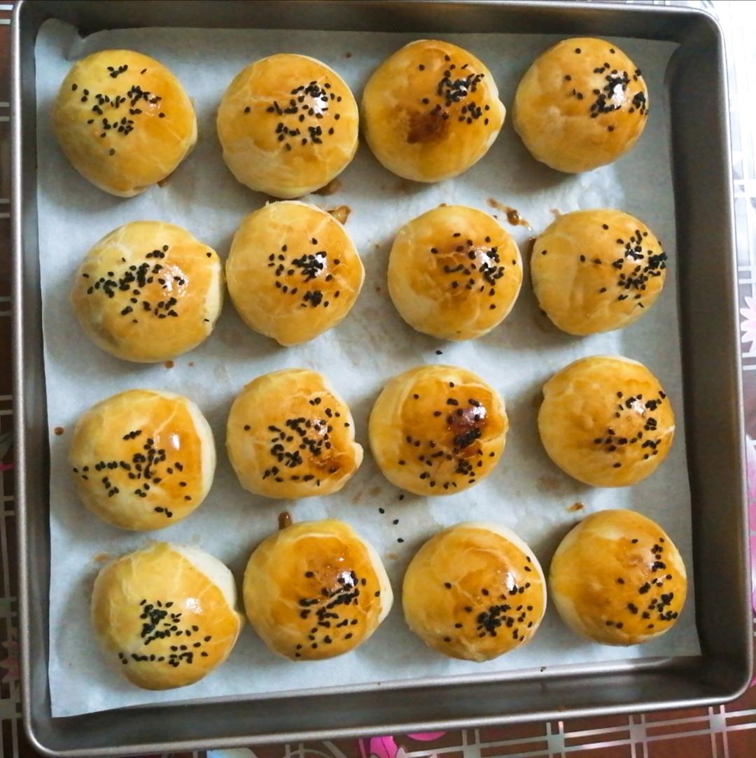 蛋黄酥