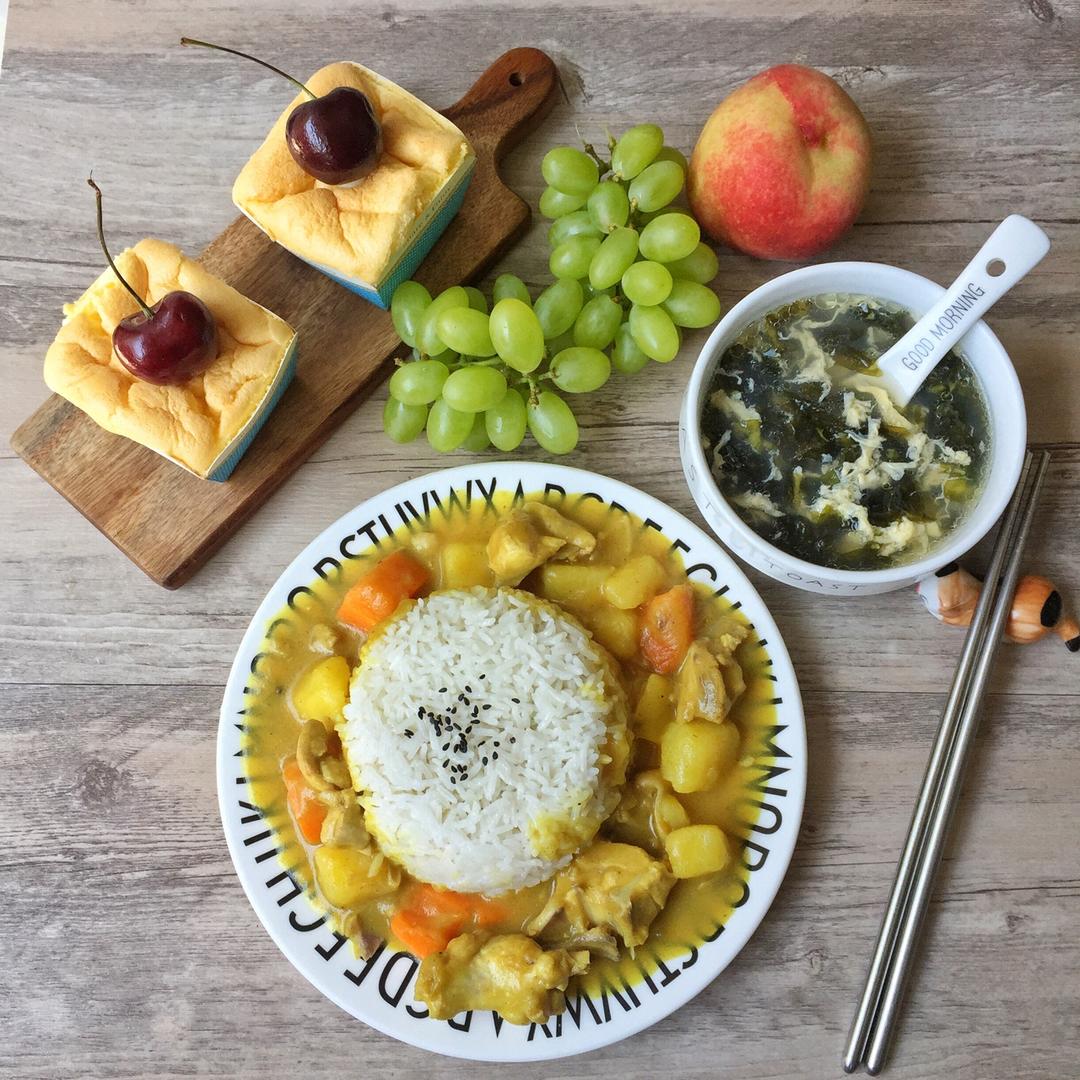 咖喱鸡块饭