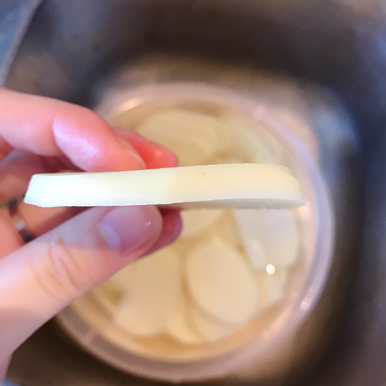 烤土豆片（无油烤箱版）的做法 步骤1