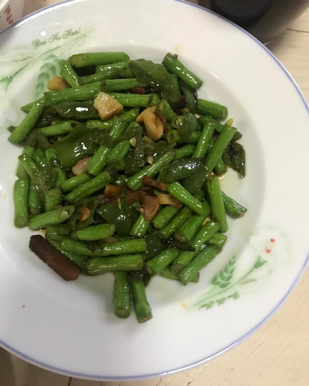 豆角炒肉丝