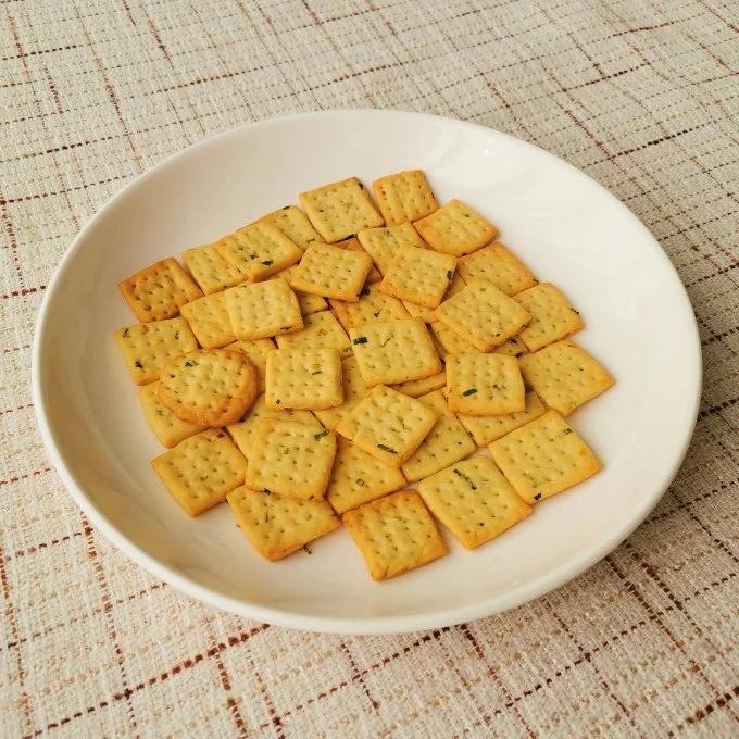 嘎嘣脆——香葱苏打饼干