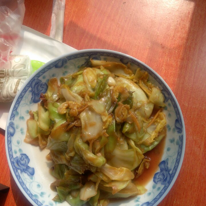 阿婆手撕包菜