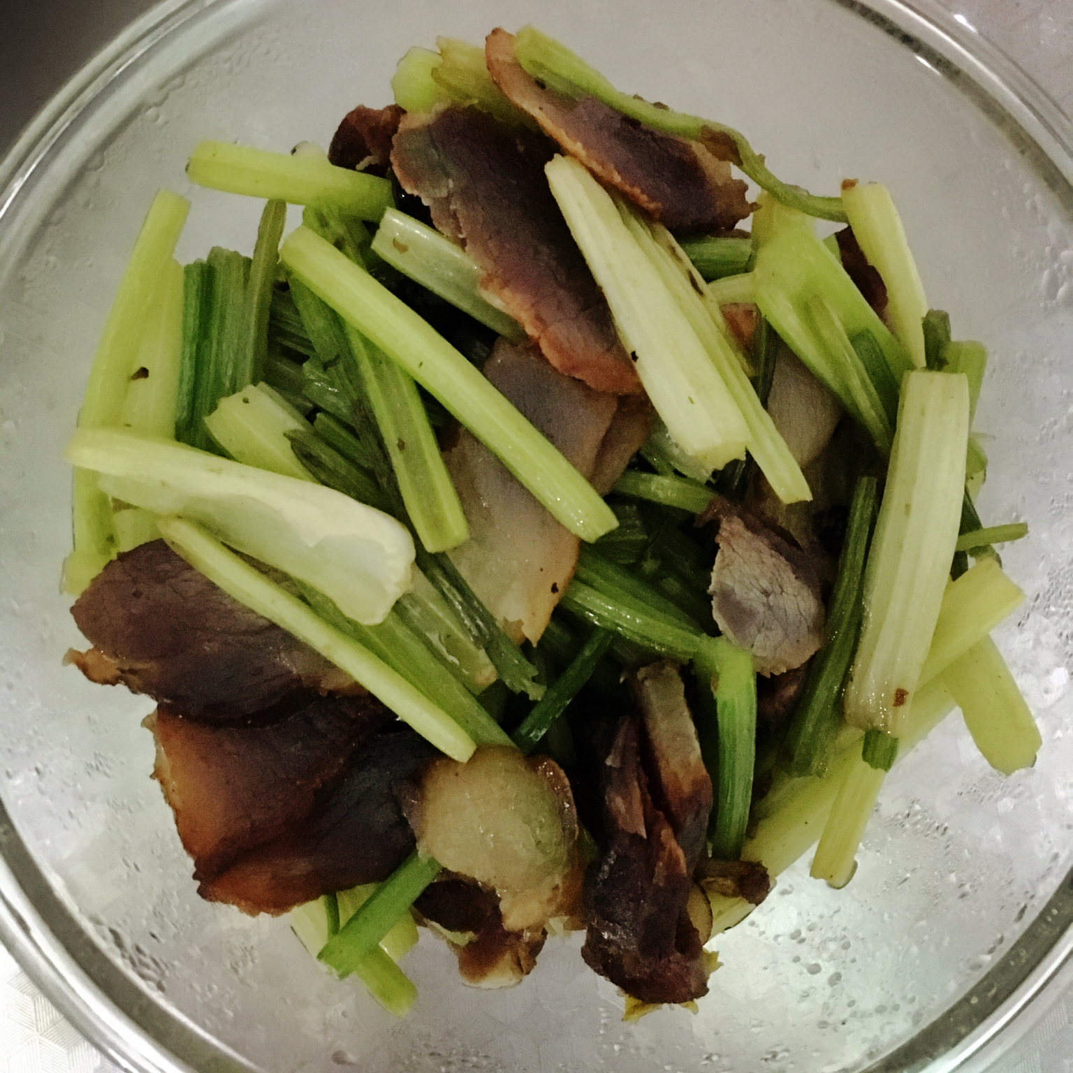香芹炒腊肉