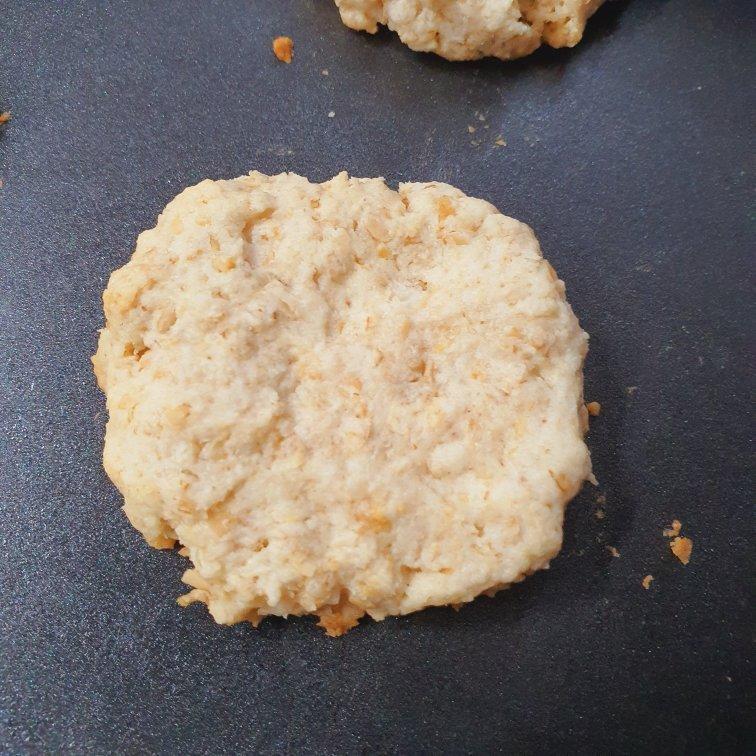 西人邻居传授的【燕麦椰蓉曲奇饼干】快手下午茶