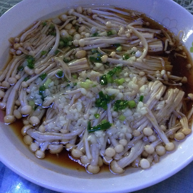 油泼金针菇