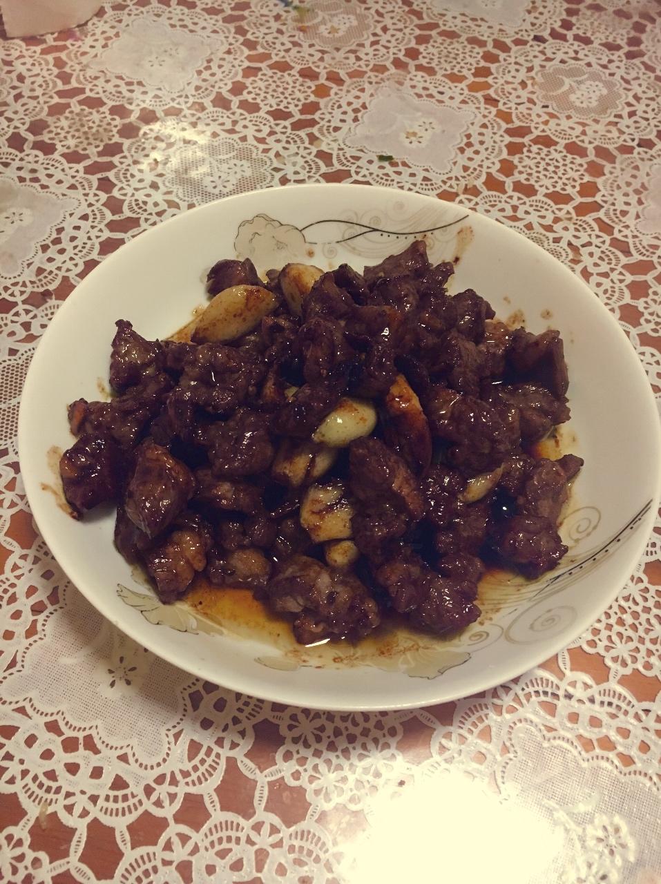 黑蒜子牛肉粒