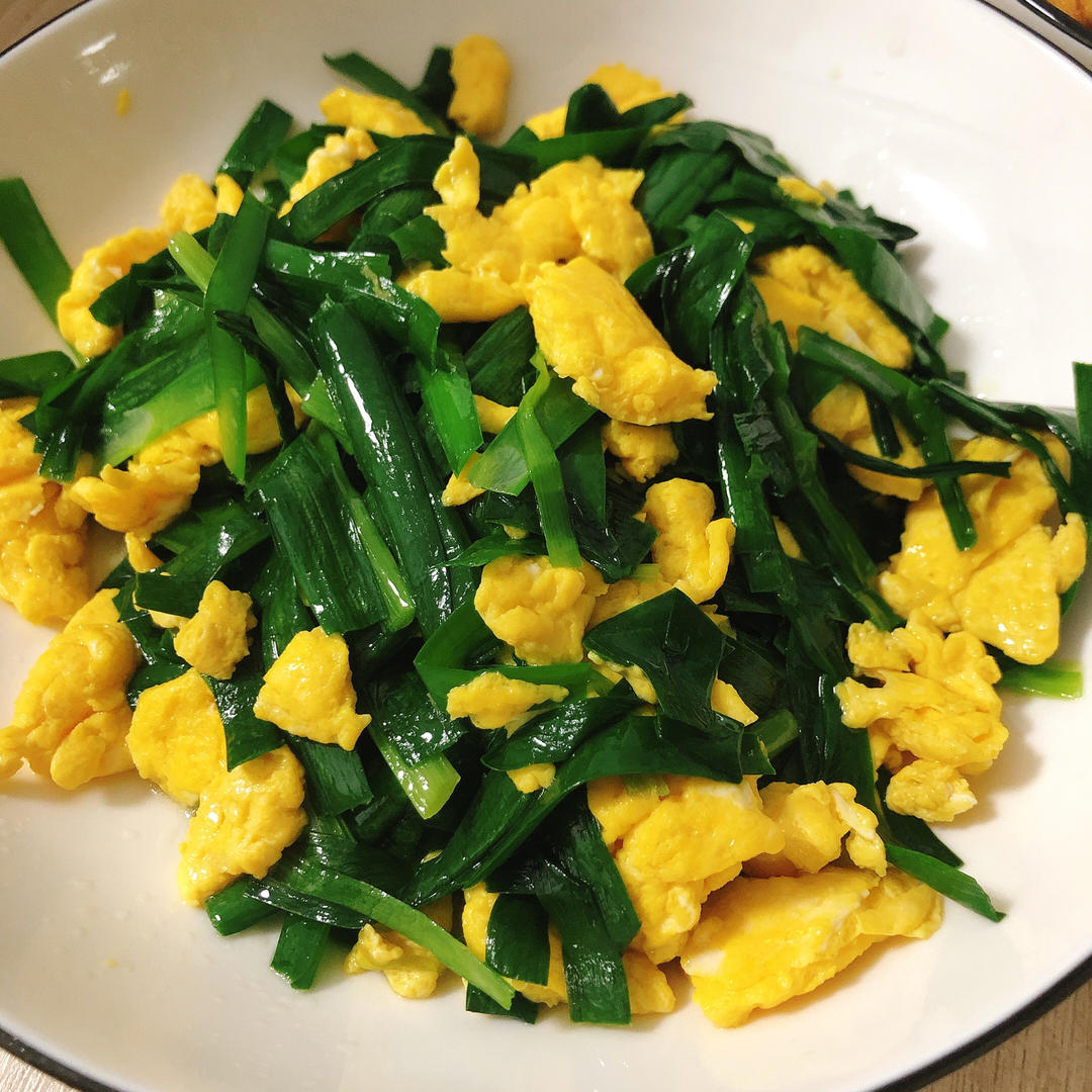 韭菜炒鸡蛋——三分钟快手下饭菜 掌握火候的秘诀