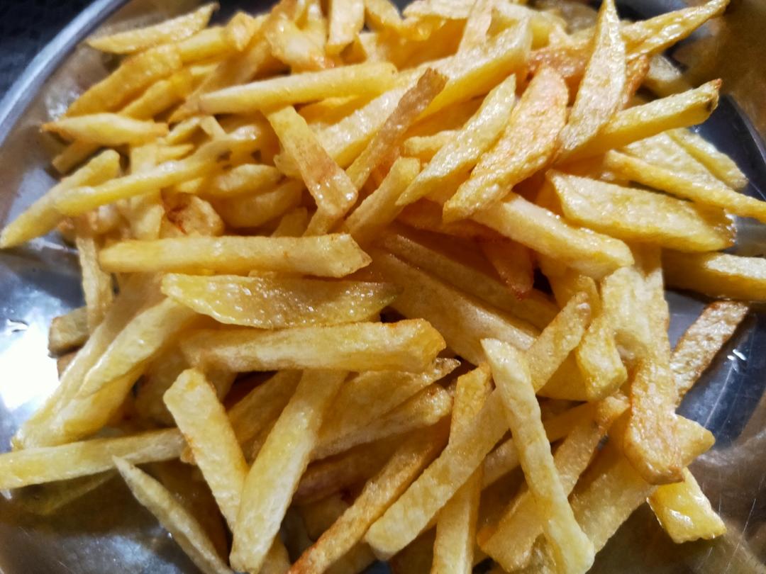 【巨简单的炸土豆条的做法步骤图,怎么做好吃】超大份烤面筋_下厨房