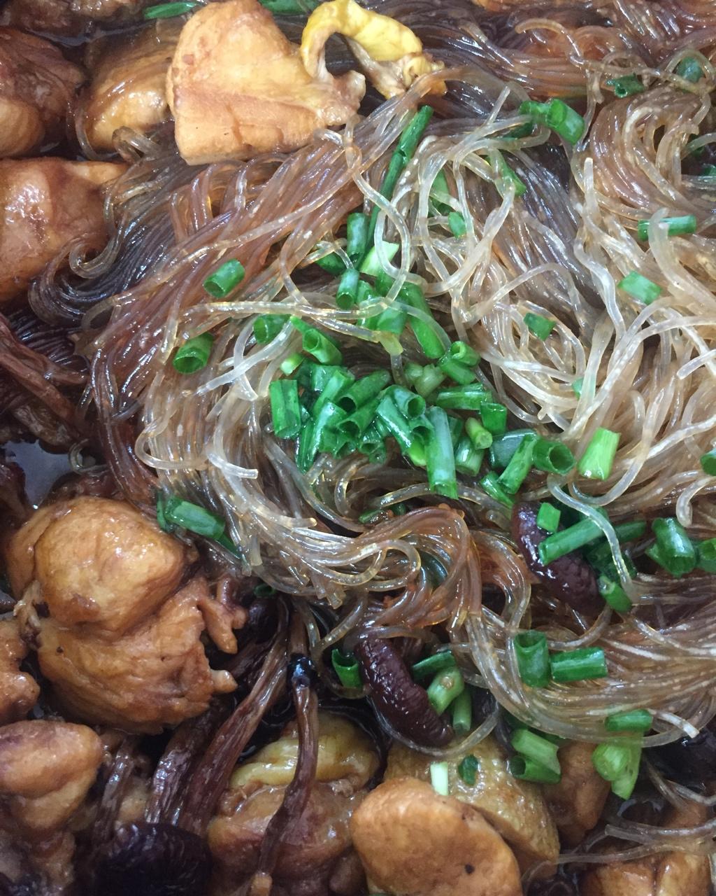 小鸡炖蘑菇