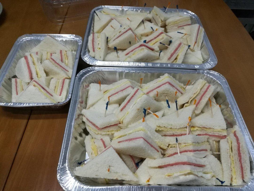 火腿鸡蛋三明治