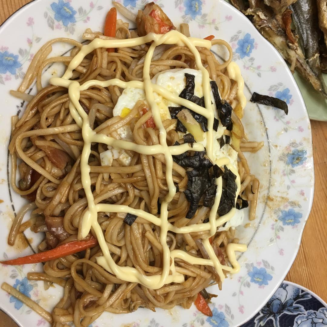 焼きそば（日式酱油炒面）