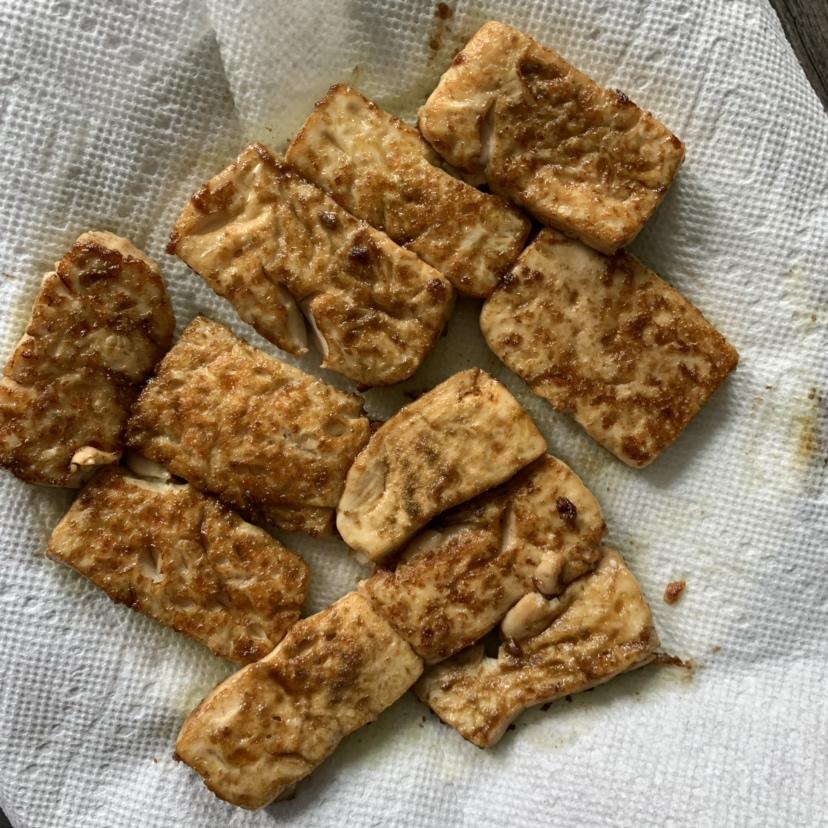 好吃到爆的孜然香煎豆腐