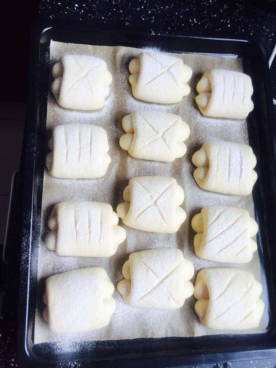 软到不知所措的牛奶卷