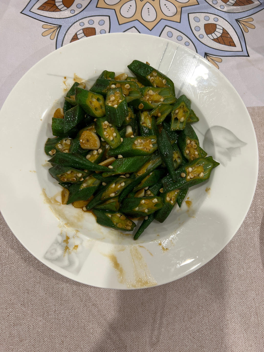 简单好吃的炒秋葵