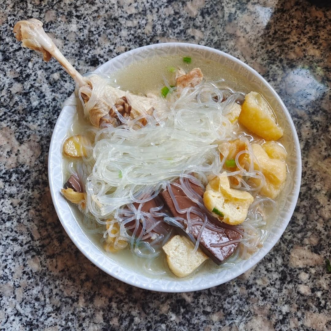 鸭血粉丝汤