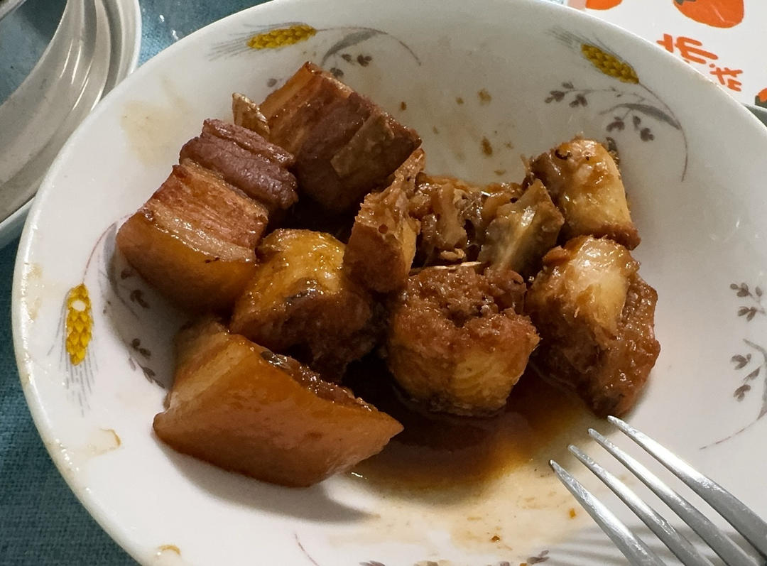 鳗鱼干烧肉