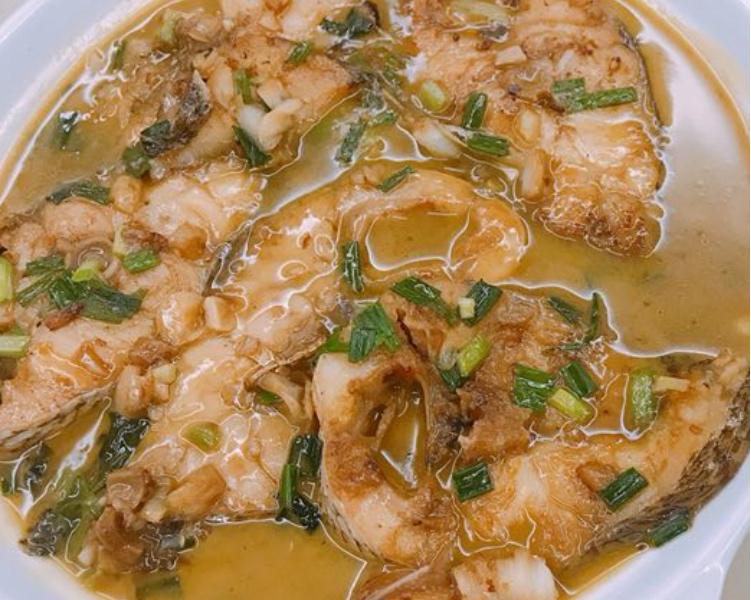 红烧海鲜明鱼的做法