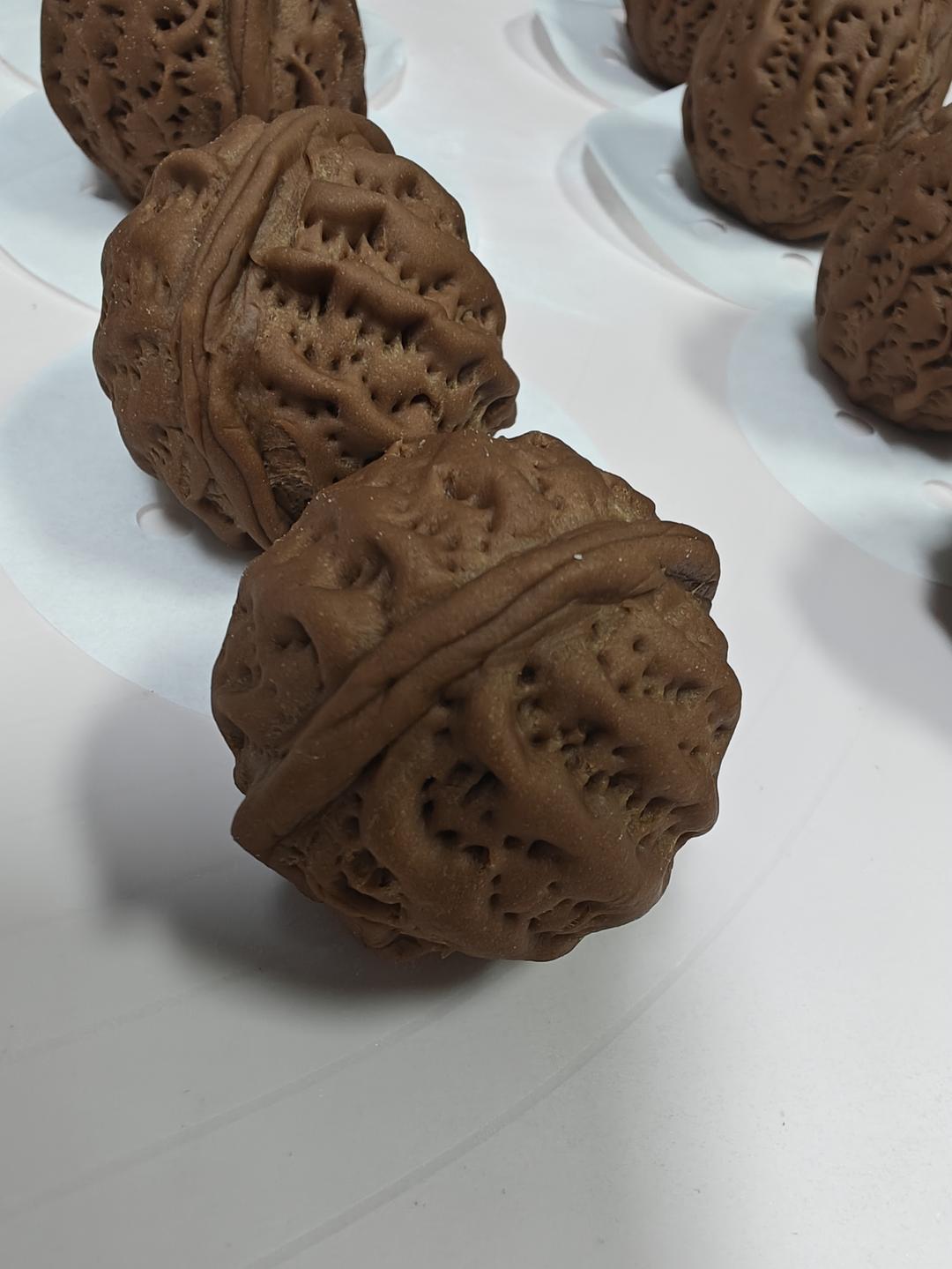 一定要尝试的美味流沙核桃包