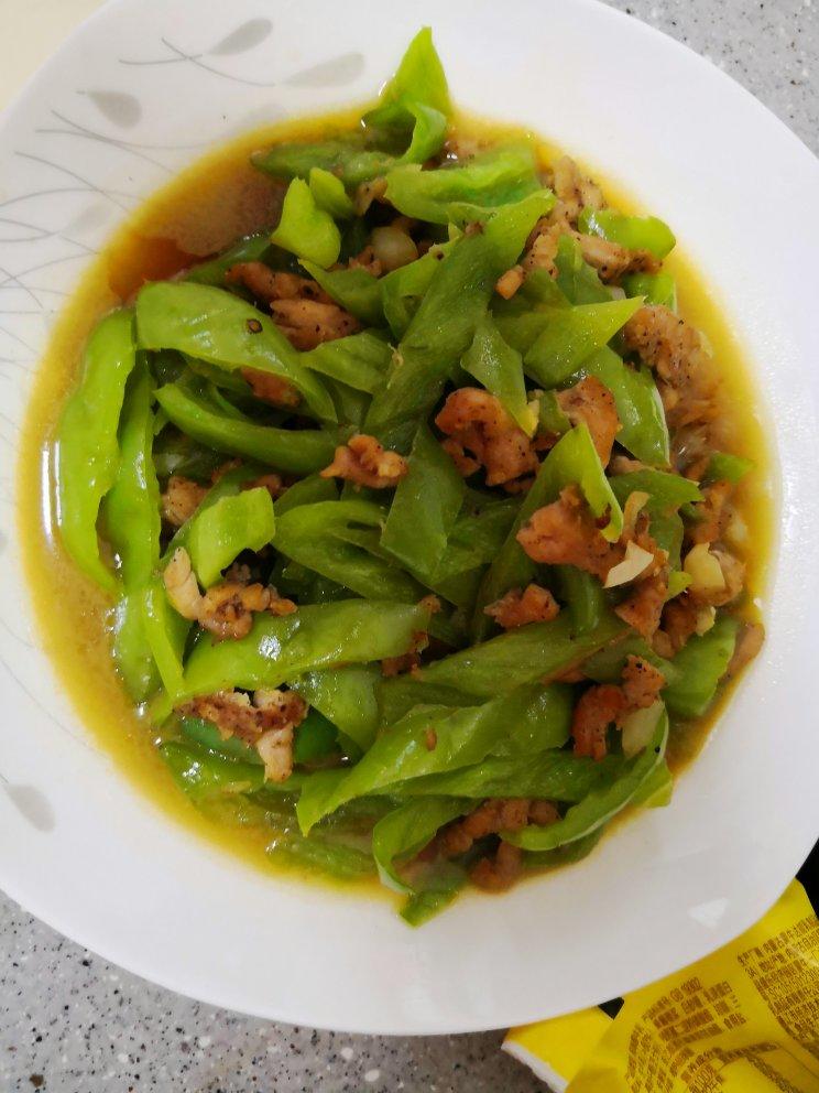 家常菜青椒炒肉