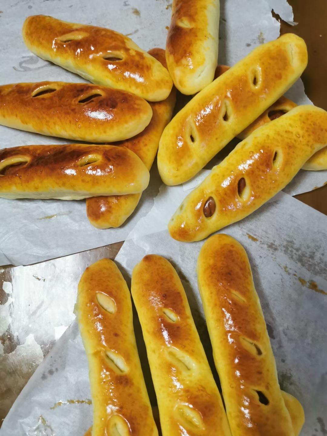 爆汁德式香肠面包｜大口吃肉肉｜发酵时间短｜快手好吃｜无需手套膜｜可做无油无糖