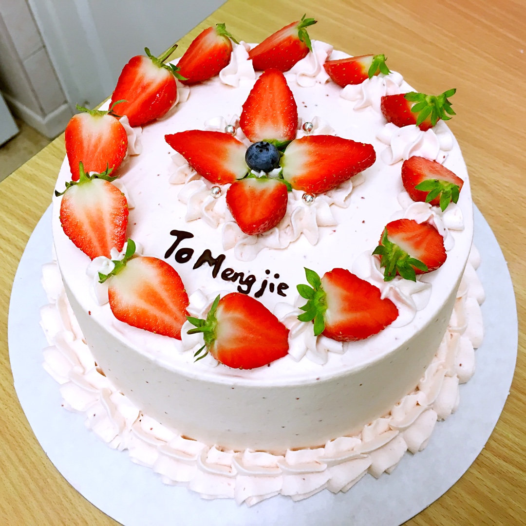 《Tinrry+》草莓奶油蛋糕（8寸配方）