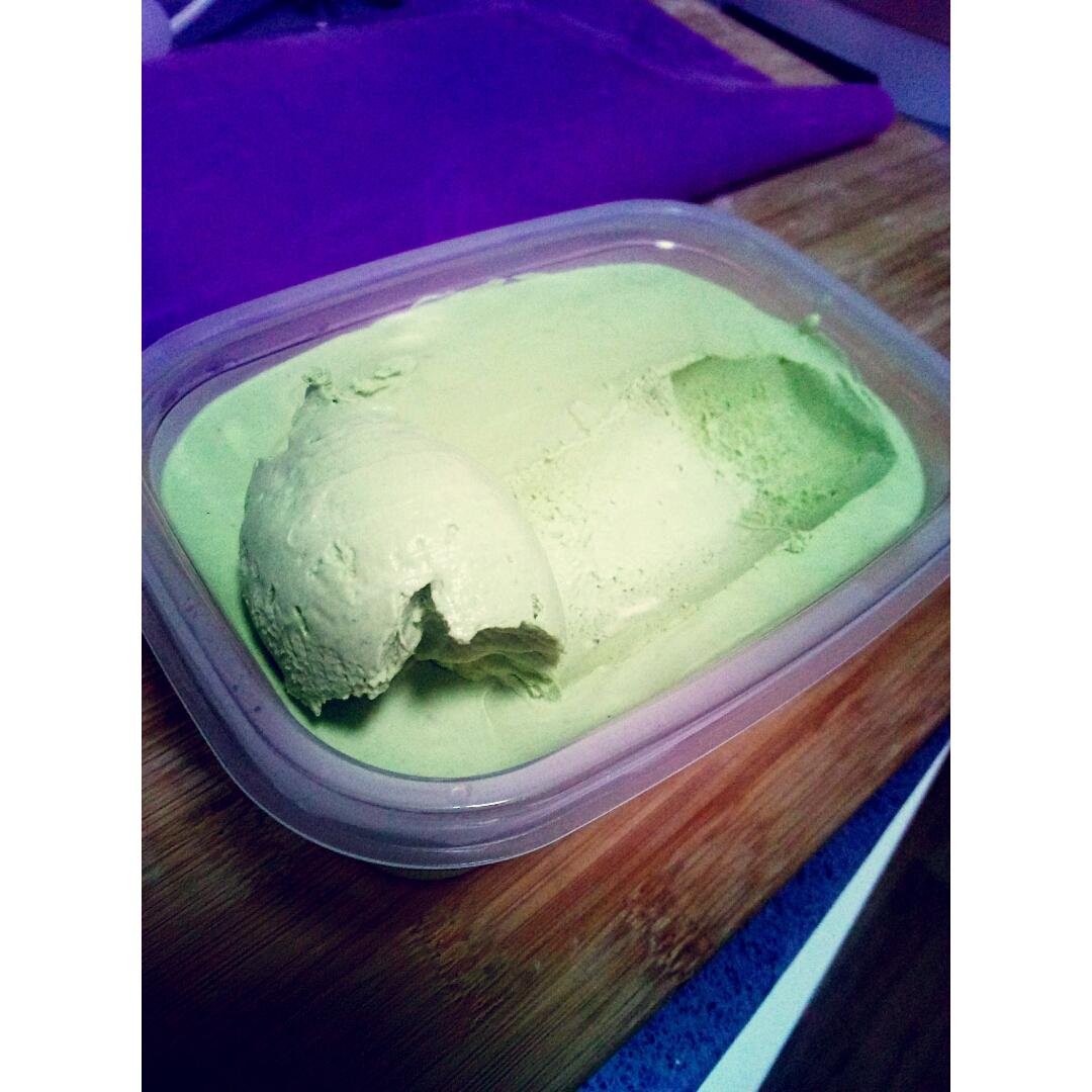 无需搅拌也无冰渣的抹茶冰淇淋