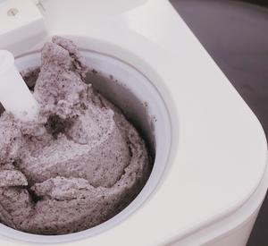 无奶油低脂芝麻冰淇淋（#BRUNO冰淇淋机）的做法 步骤1