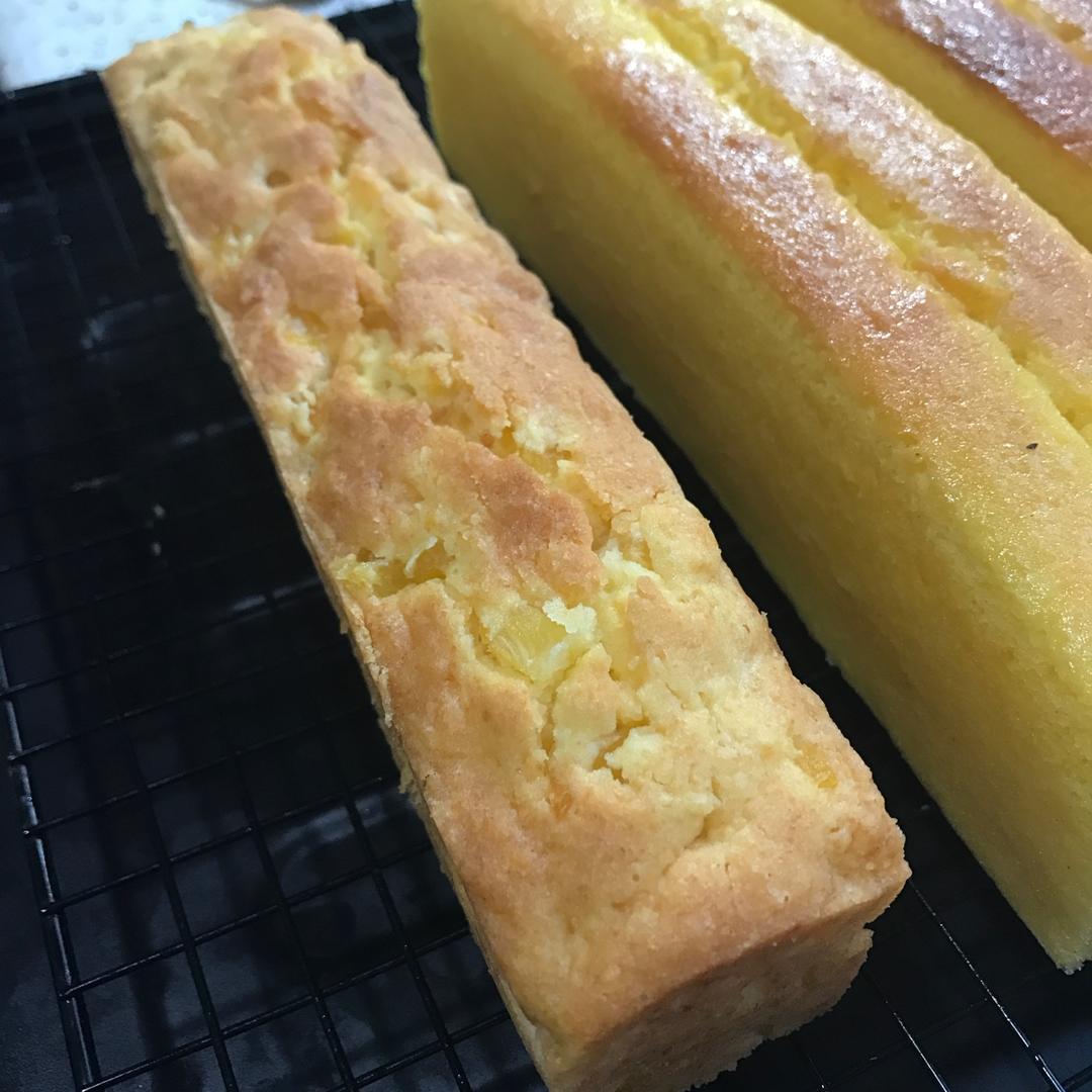 糖渍菠萝磅蛋糕
