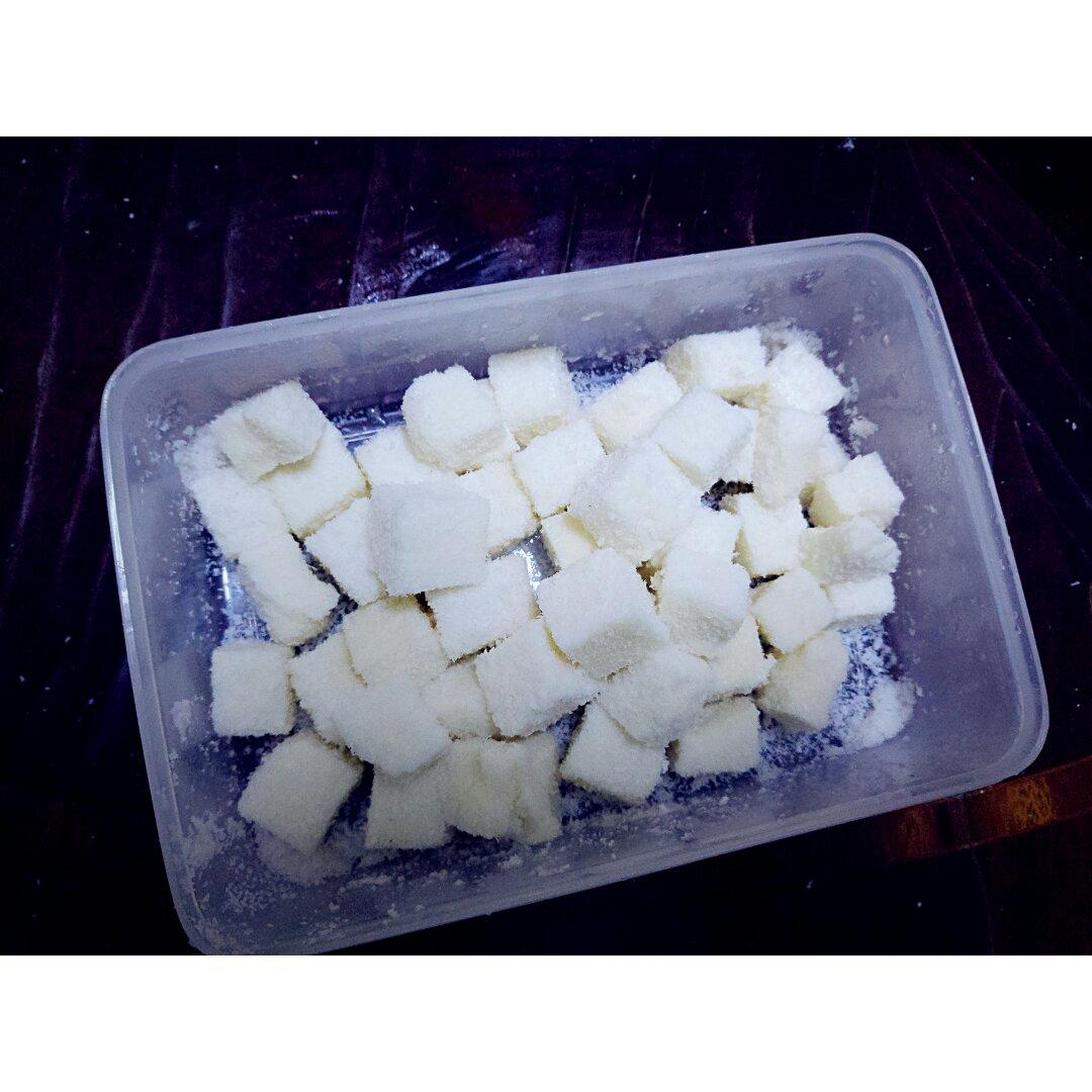 完胜85度C牛奶椰丝小方