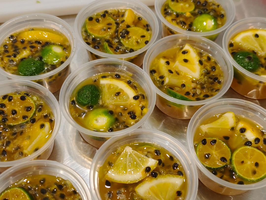 网红金桔柠檬百香果果汁🍹