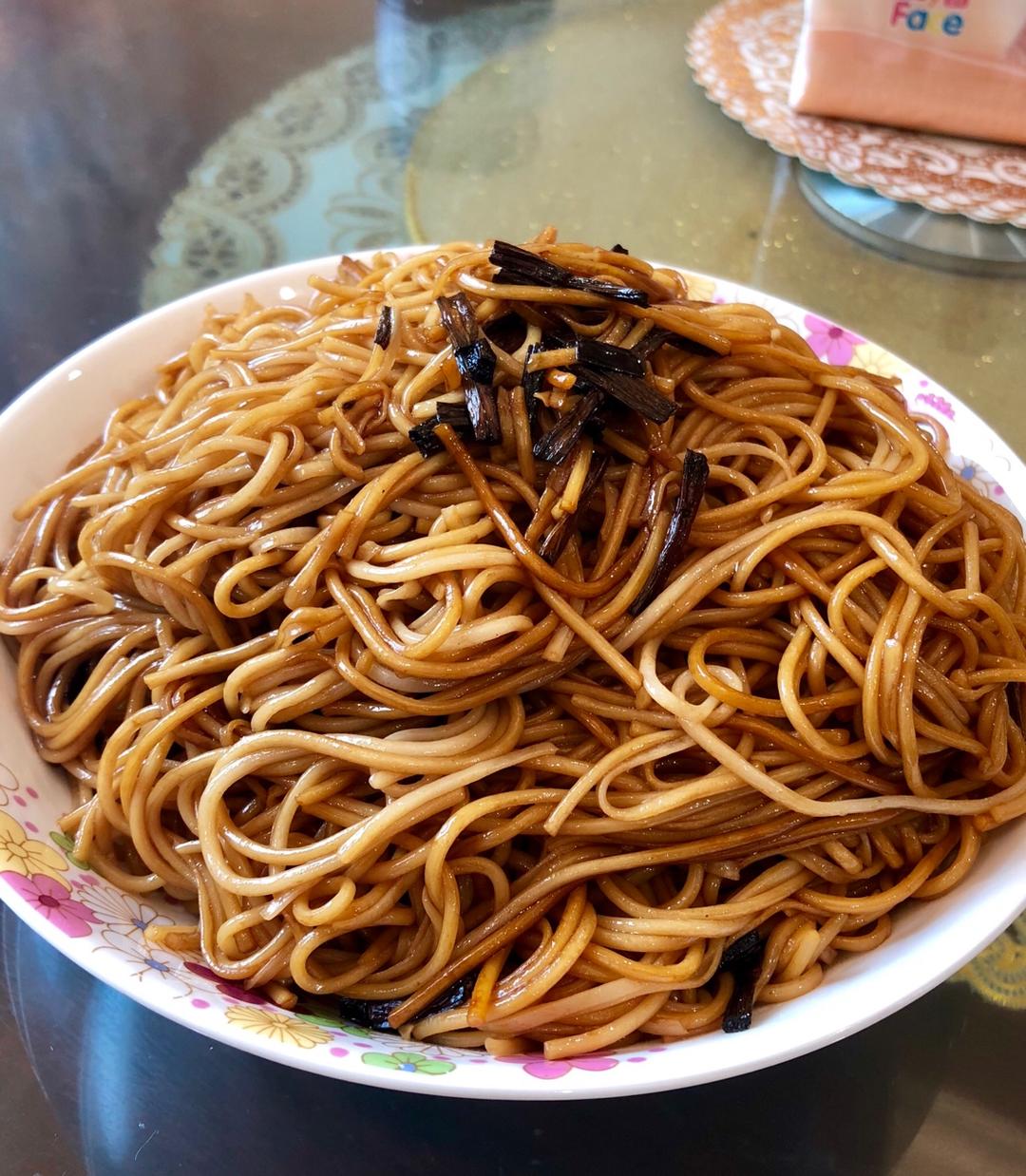 简单好吃的葱油面