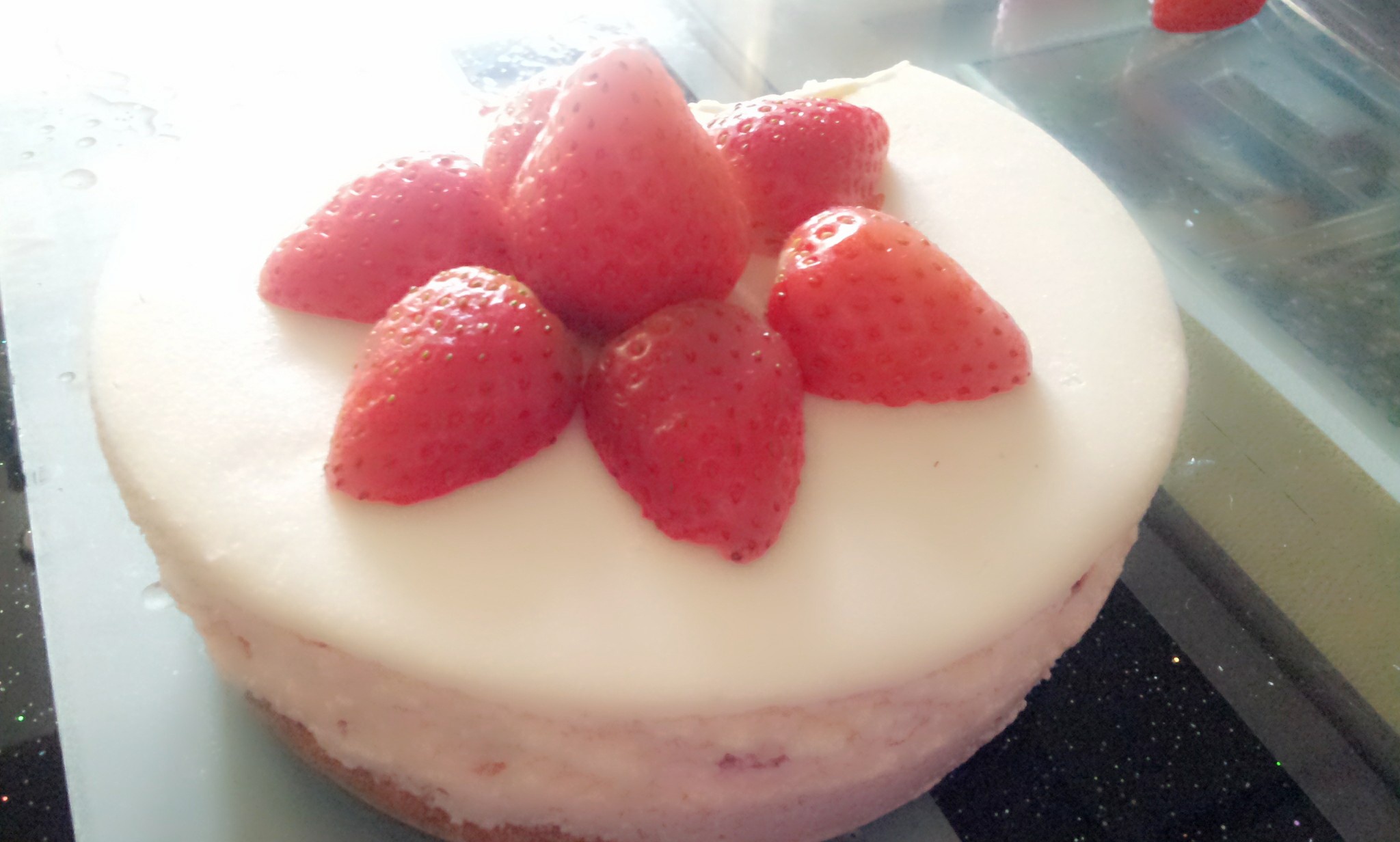 冻草莓芝士蛋糕