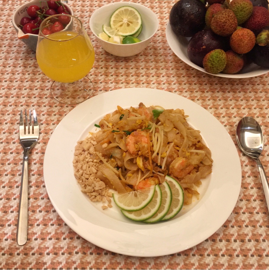 Phad Thai 泰式炒米粉 （Stir-fried Thai rice noodle）