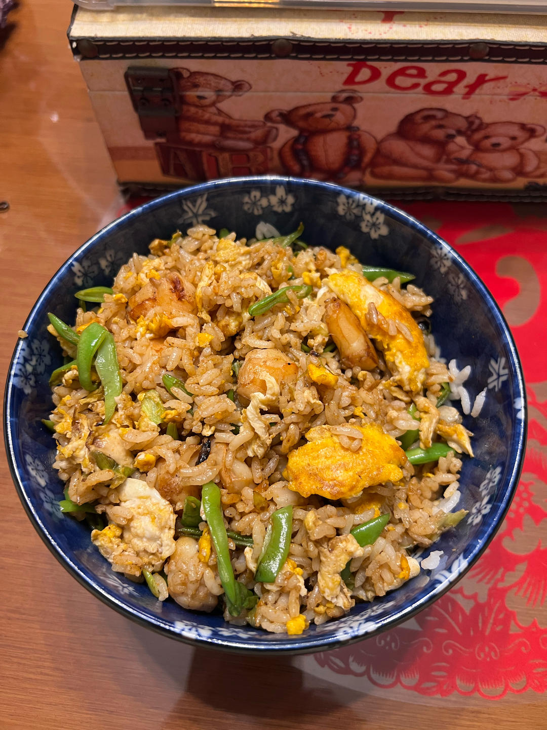 虾仁鸡蛋蔬菜炒饭