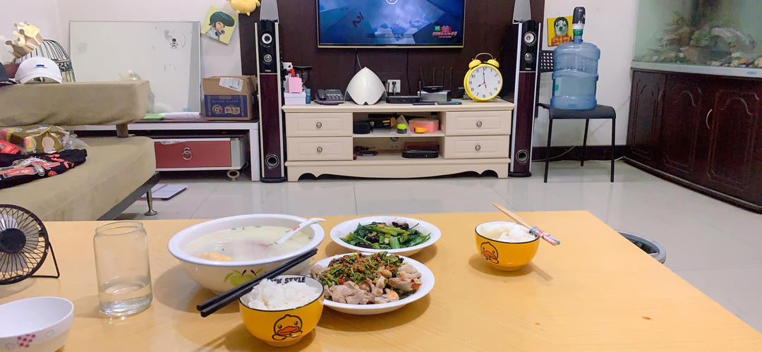 蒜泥炒莴笋叶