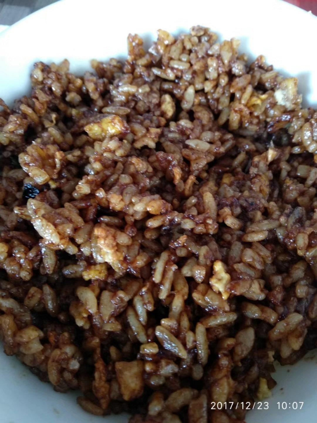 酱油炒饭(超级简单)